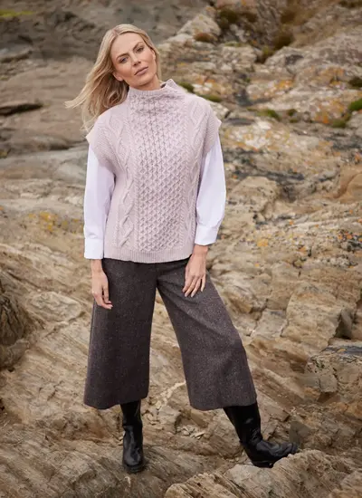 Achill Wool Cashmere Sleeveless Turtleneck Sweater